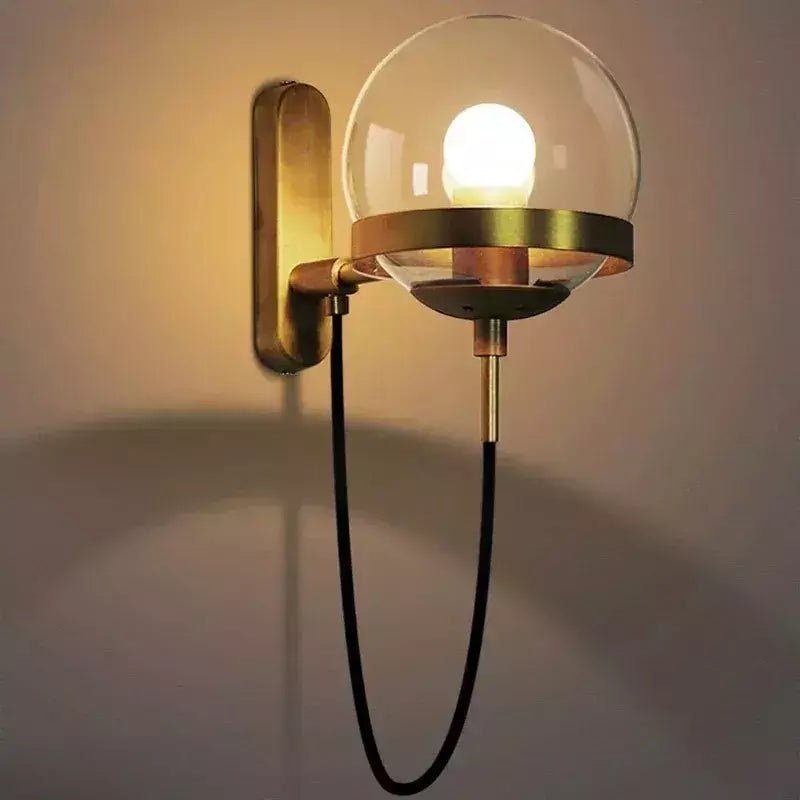 Applique Murale Boule Verre | Éclat Cristallin - Designix Applique Murale Noir | Ambre
