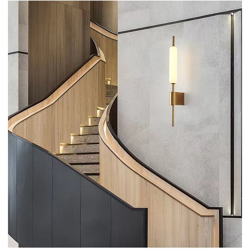 Applique Murale Lanterne Doré | Lueur Chic - Designix Applique Murale Bronze Blanc Chaud (3000K)