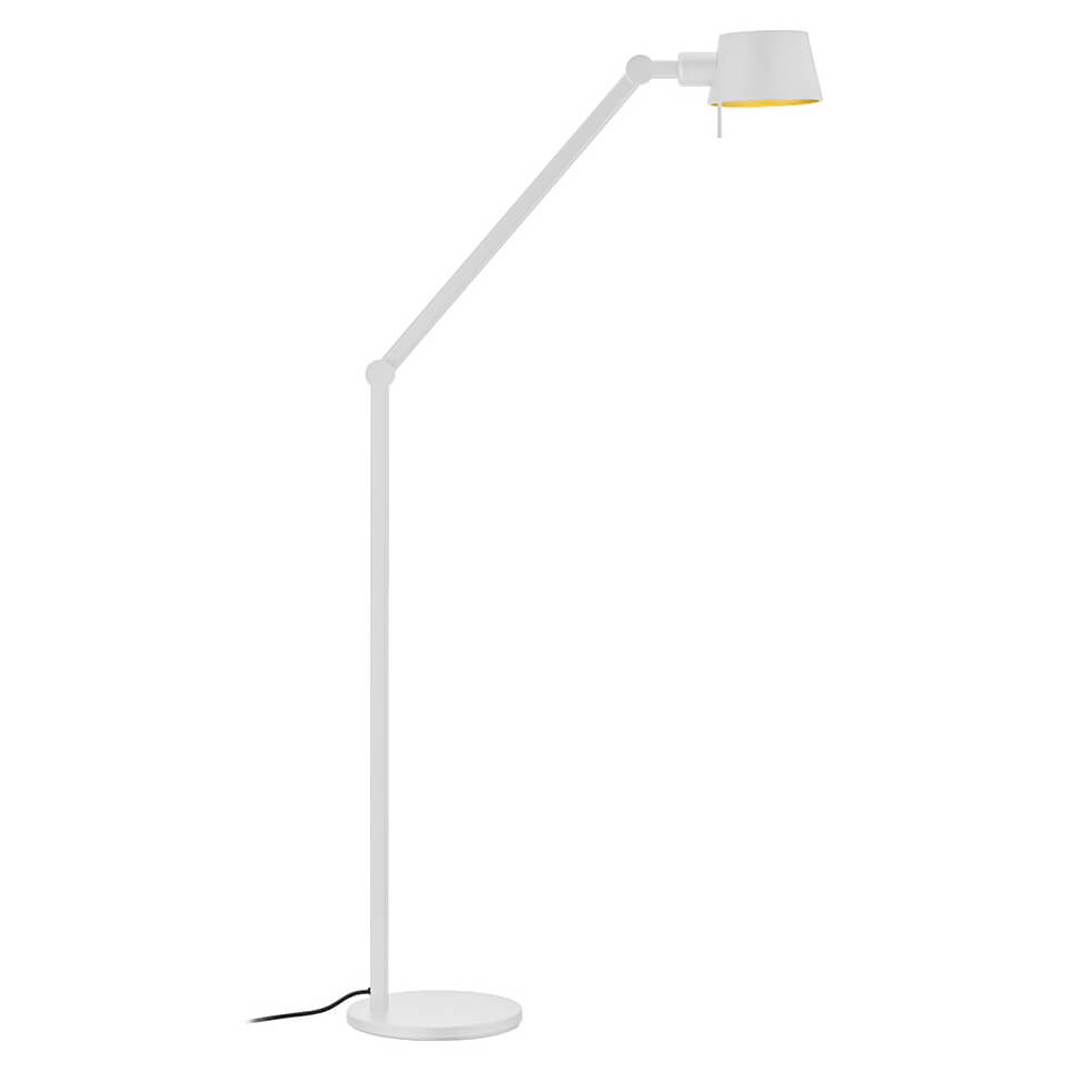 Lampadaire blanc entier vu de profil, bras articulé et tête orientable vers le bas