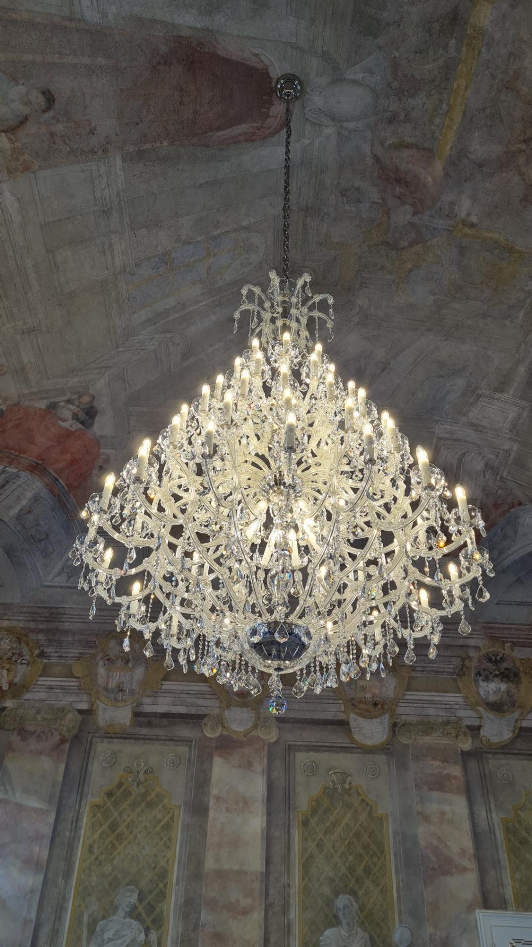Lustre Marie-Therese