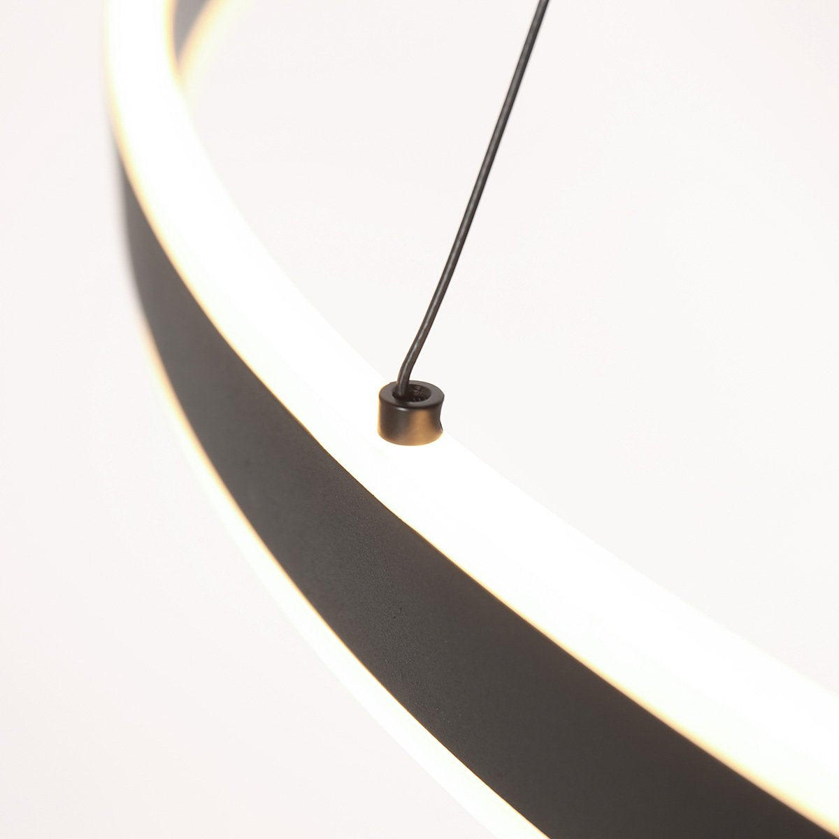 Suspension luminaire Ringlux noir
