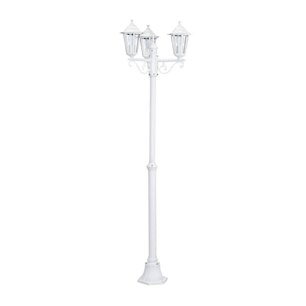 Lampadaire extérieur blanc à trois lanternes, vu de face sur fond blanc