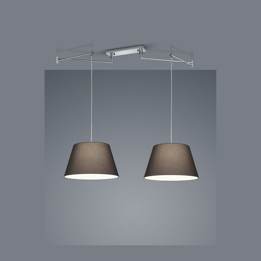 Suspension chromée à deux abat-jours coniques en tissu beige, vue de face sur fond gris.