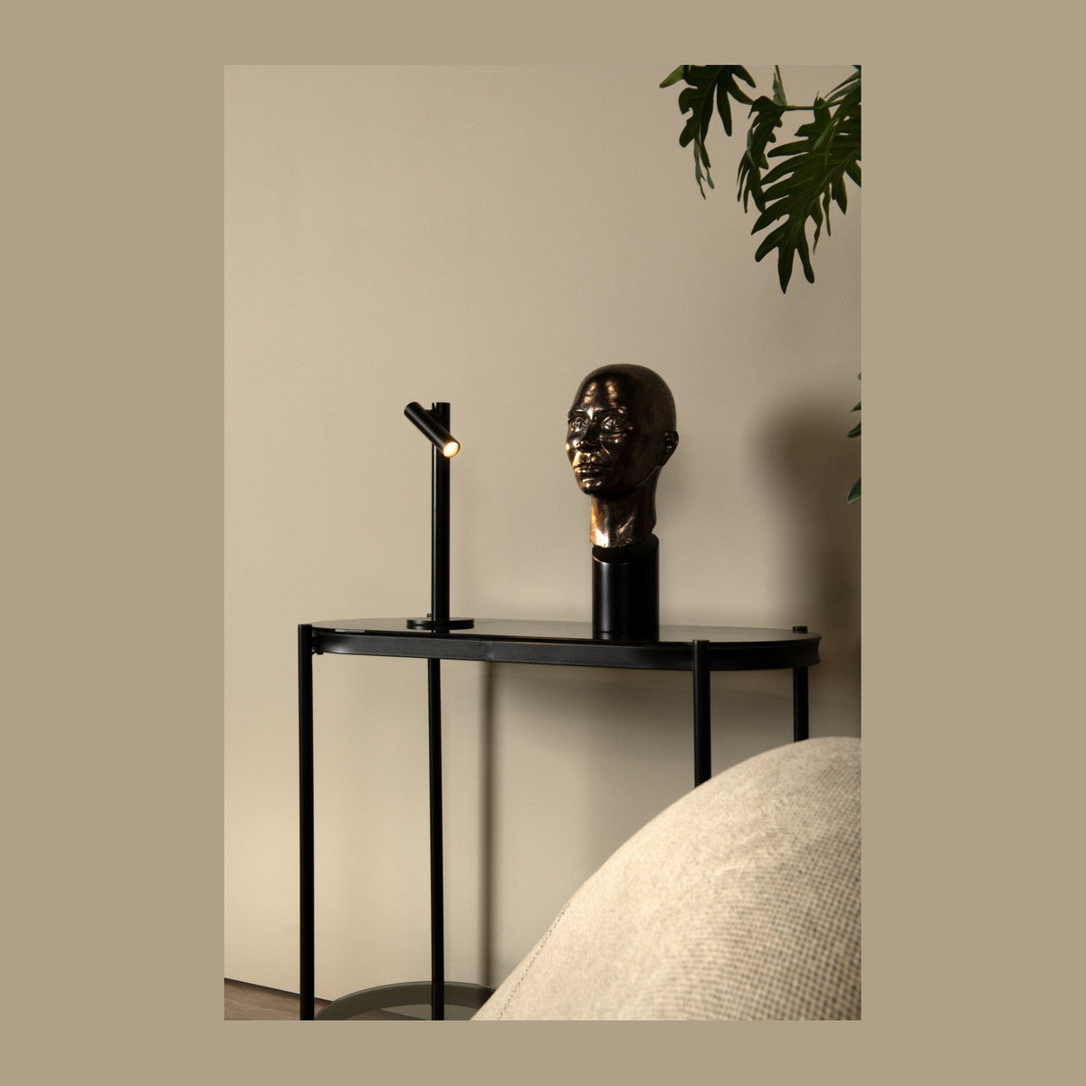 Lampe à poser Antrim noire