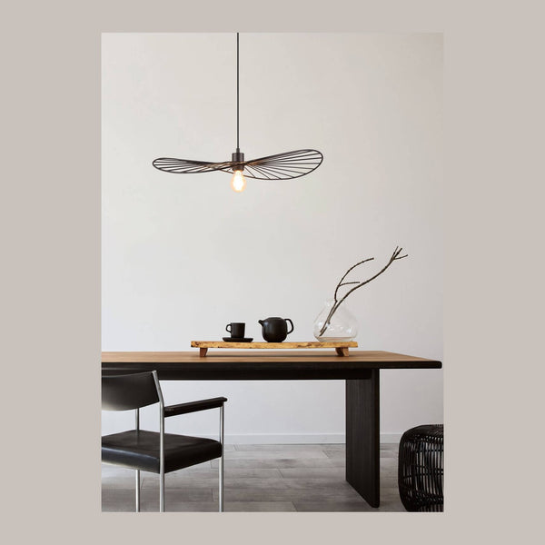 Suspension Chapeau noire mat