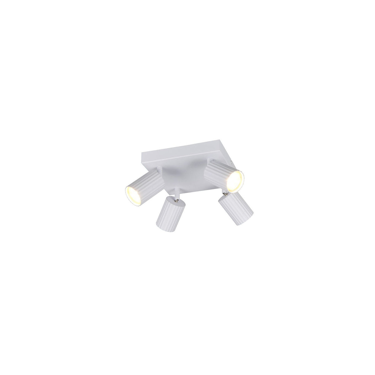 Luminaire quatre spots orientables blanc mat allumé, vue de trois quarts sur fond blanc