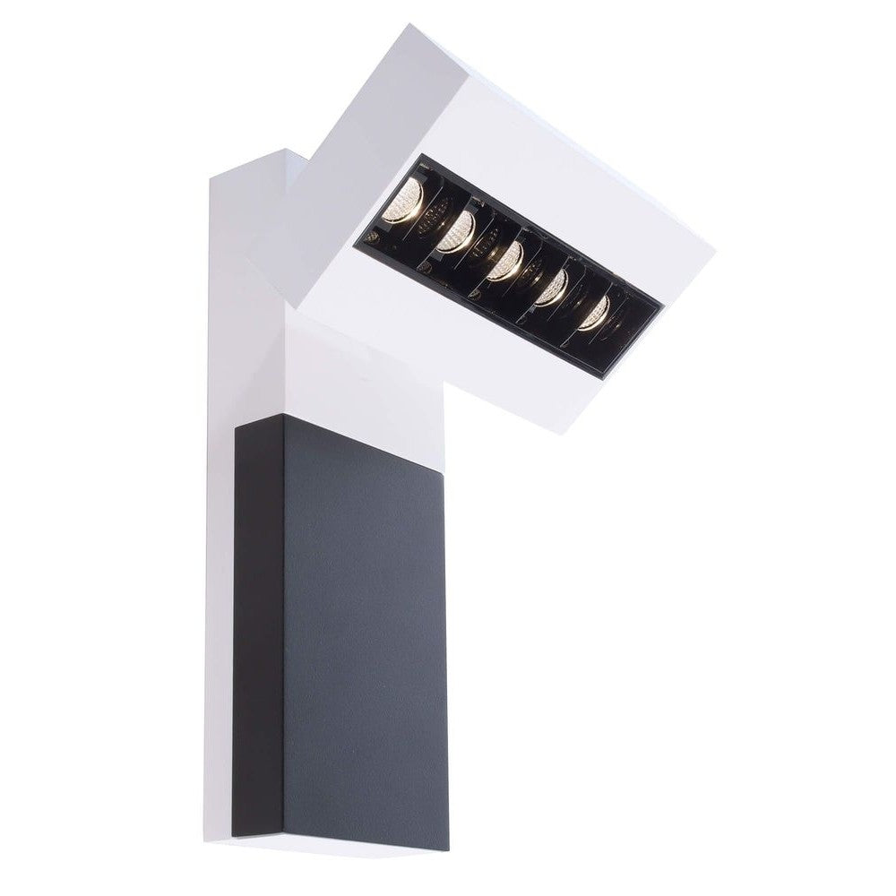 Spot mural blanc orientable avec cinq LED alignées dans un boîtier noir.
