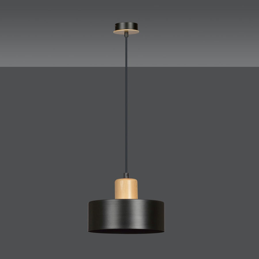 Suspension présentée seule sur fond gris anthracite, mettant en avant sa silhouette.