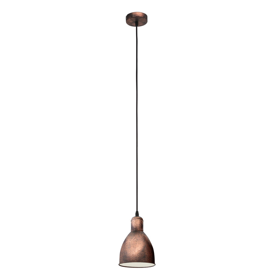 Vue rapprochée du luminaire suspendu cuivré sur fond blanc.