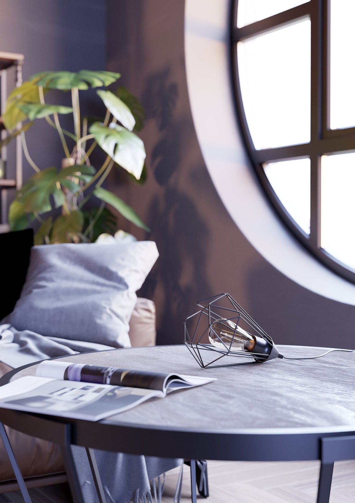 Mise en ambiance sur une table basse grise près d'un fauteuil et d'une plante verte