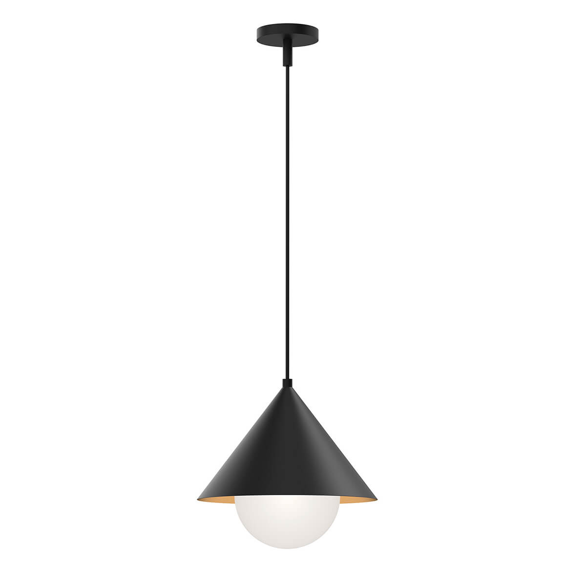 Vue de face du luminaire suspendu avec abat-jour conique noir et diffuseur sphérique blanc.