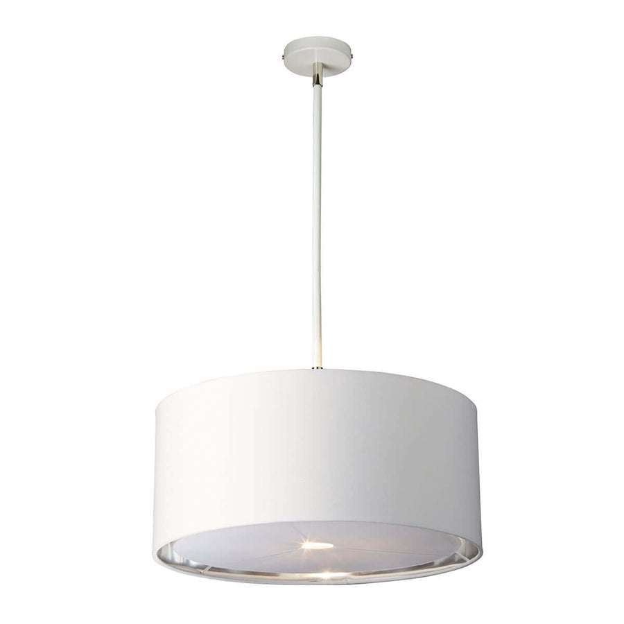 Suspension blanche et nickel avec grand abat-jour cylindrique, vue de face sur fond blanc
