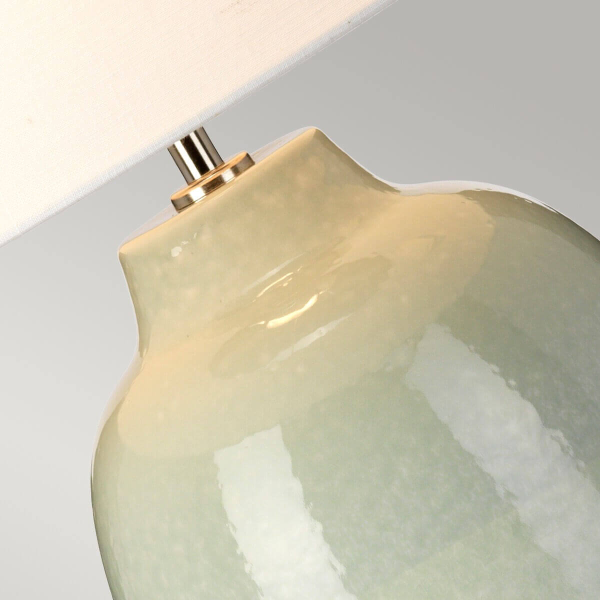 Lampe à poser Chelsfield verte et blanche, céramique