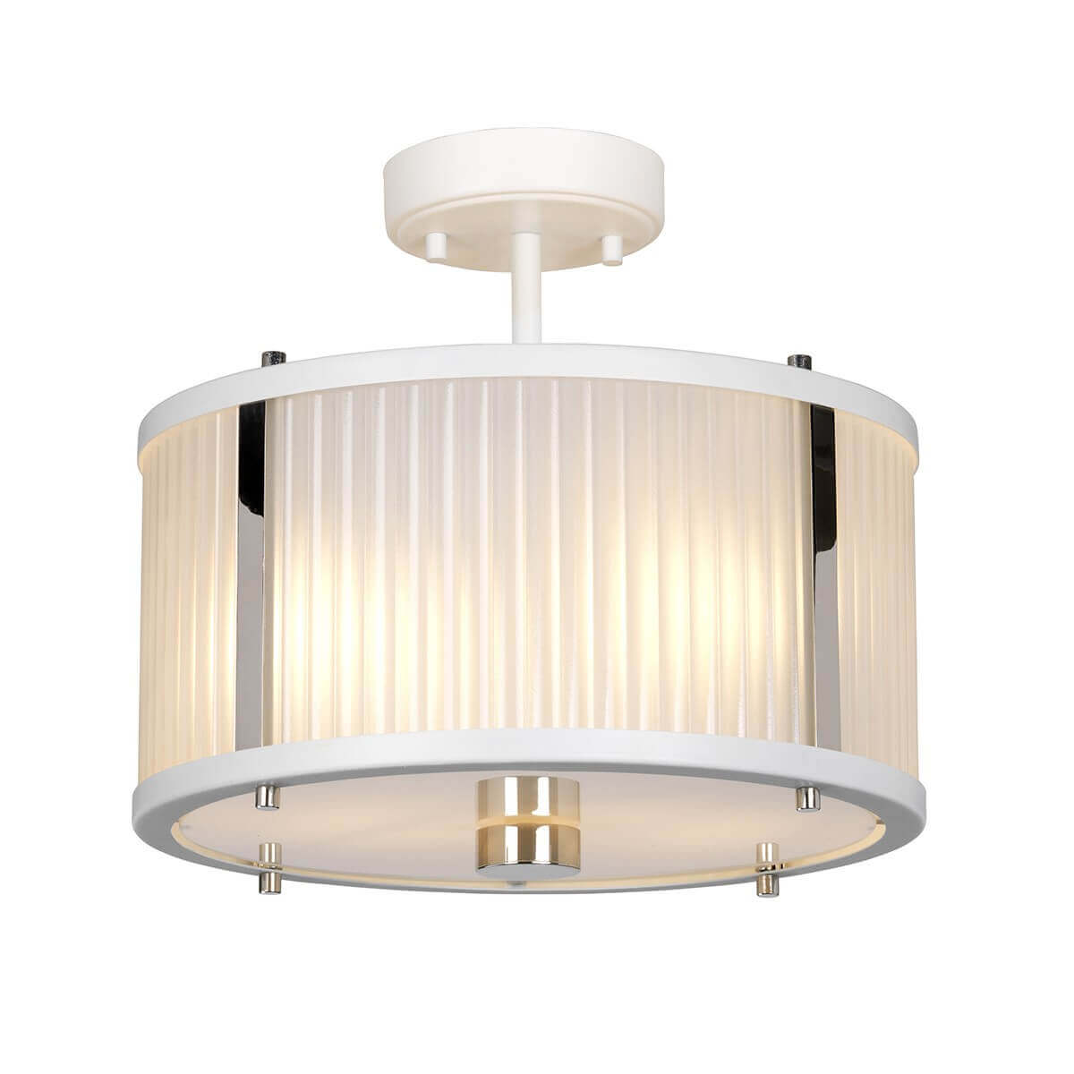 Vue en plongée du dessous du luminaire avec diffuseur et finitions chromées