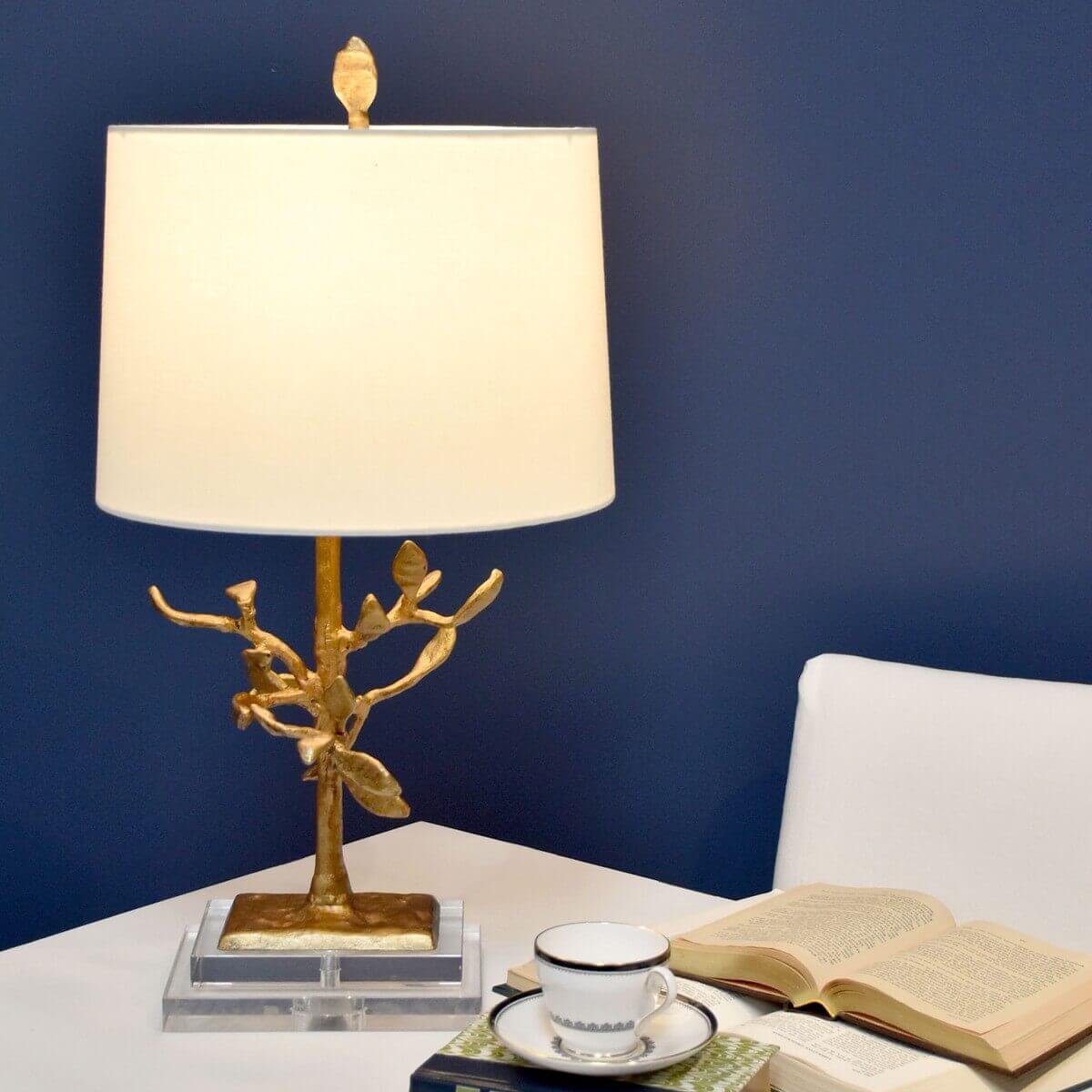 Lampe à poser Audubon Park dorée et crème