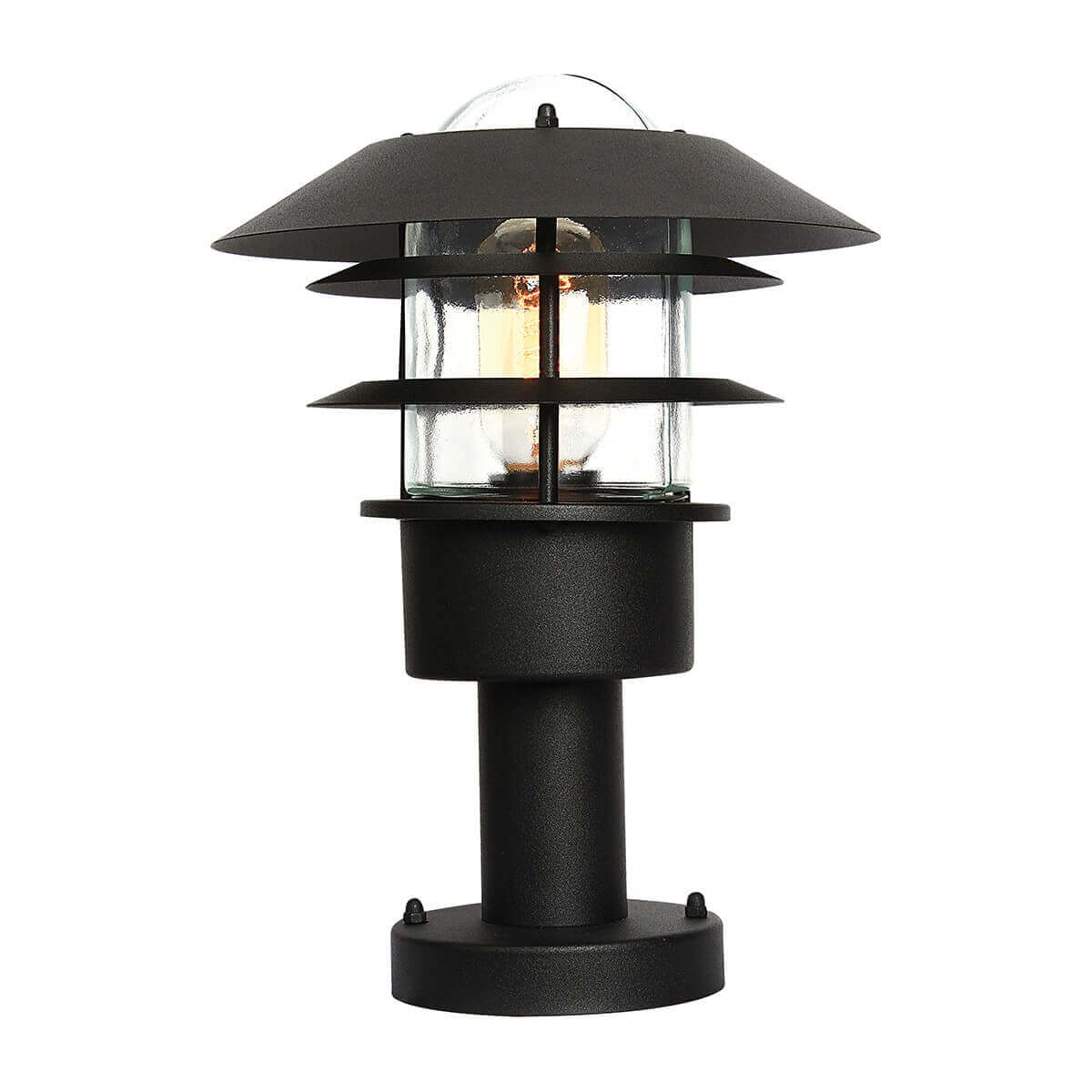 Vue de face du lampadaire noir sur fond blanc, ampoule chaude allumée