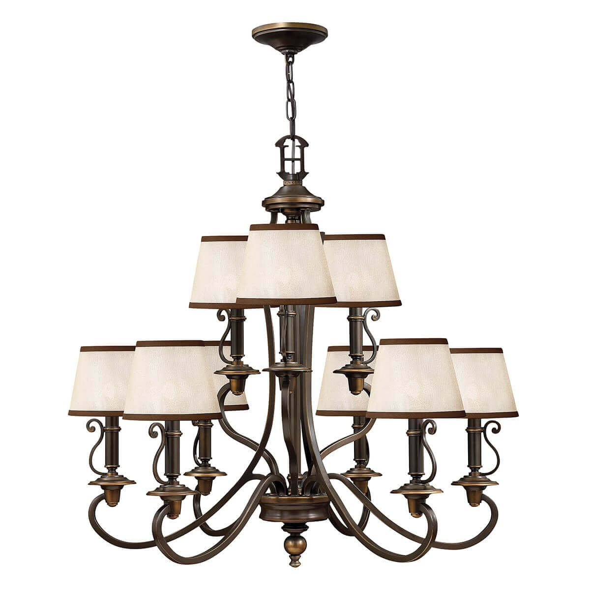 Lustre bronze à neuf lumières vu de face sur fond blanc neutre
