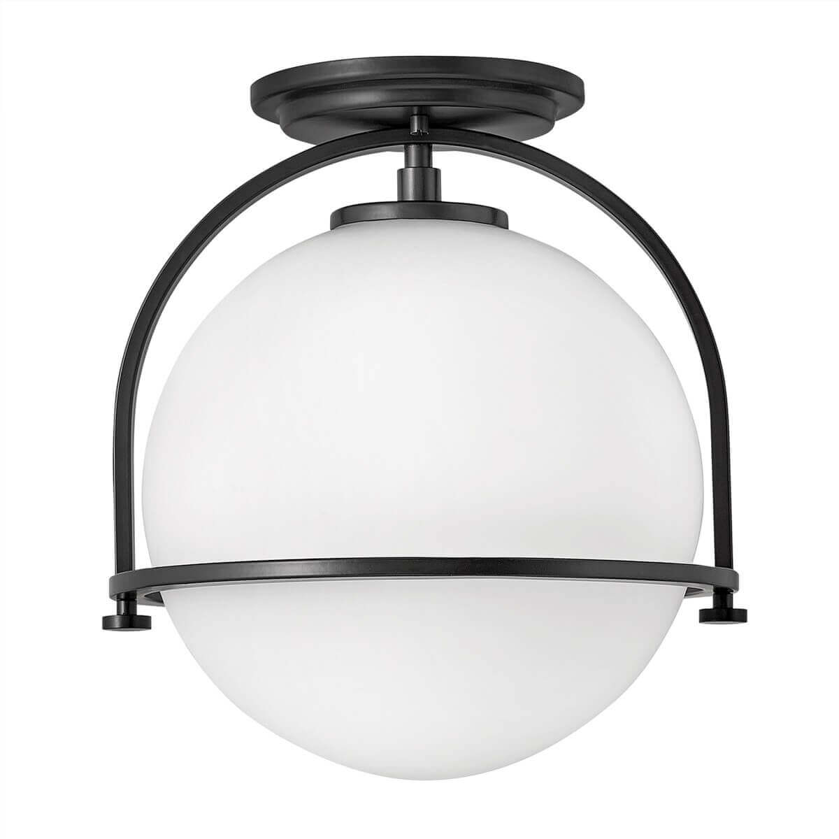 Plafonnier sphérique en verre opalin blanc maintenu par une armature en métal noir