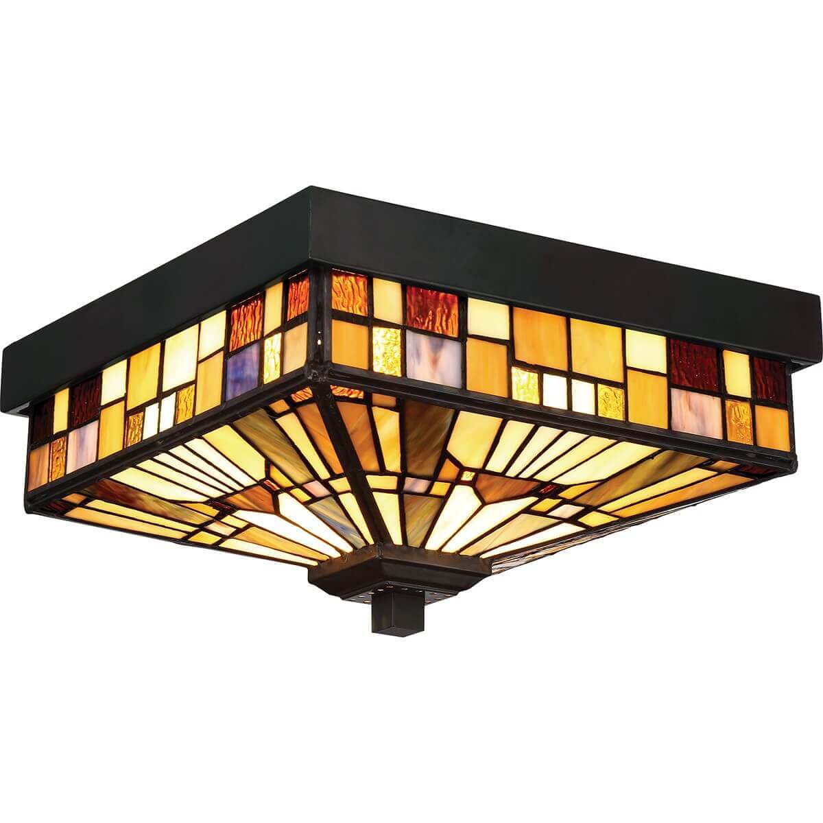 Luminaire carré vu de trois quarts, verre tiffany ambré et rouge, monture bronze