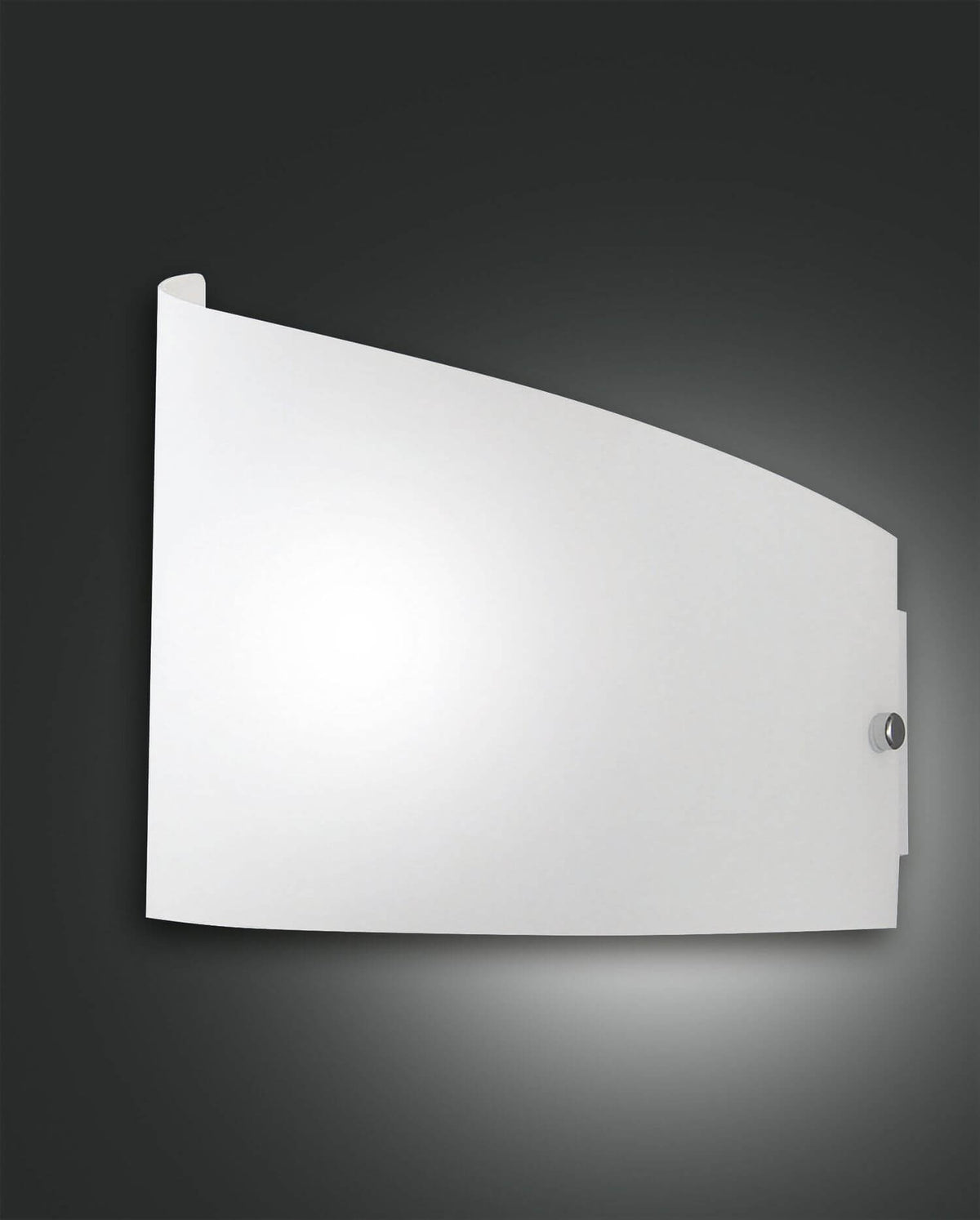 Applique murale blanche cintrée vue de face sur fond gris anthracite