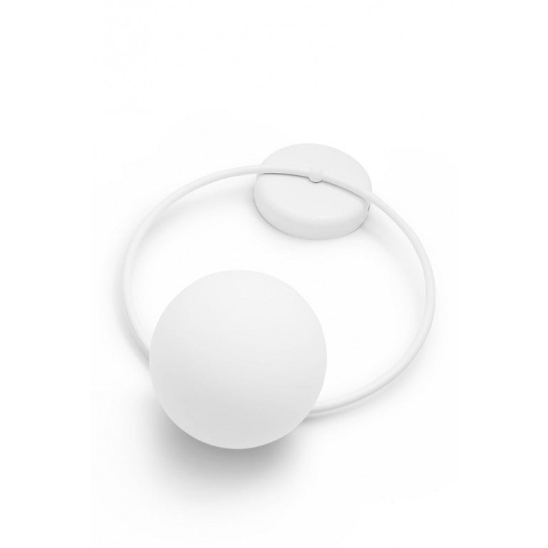 Vue en perspective de l'applique blanche montrant le cercle et la sphère