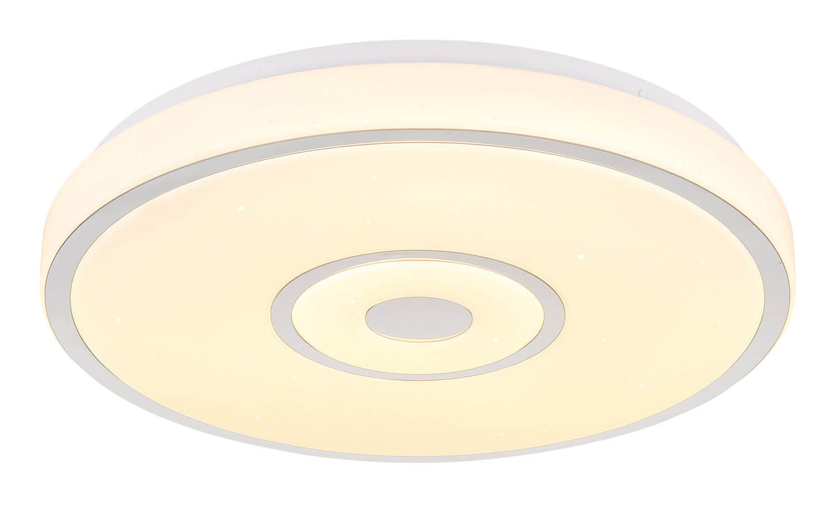 Vue rapprochée en angle du plafonnier rond blanc allumé