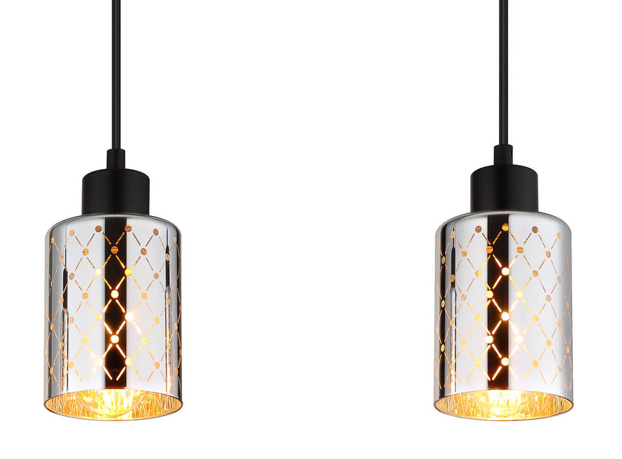 Gros plan sur deux abat-jours cylindriques en verre avec motif losange et lumière chaude.