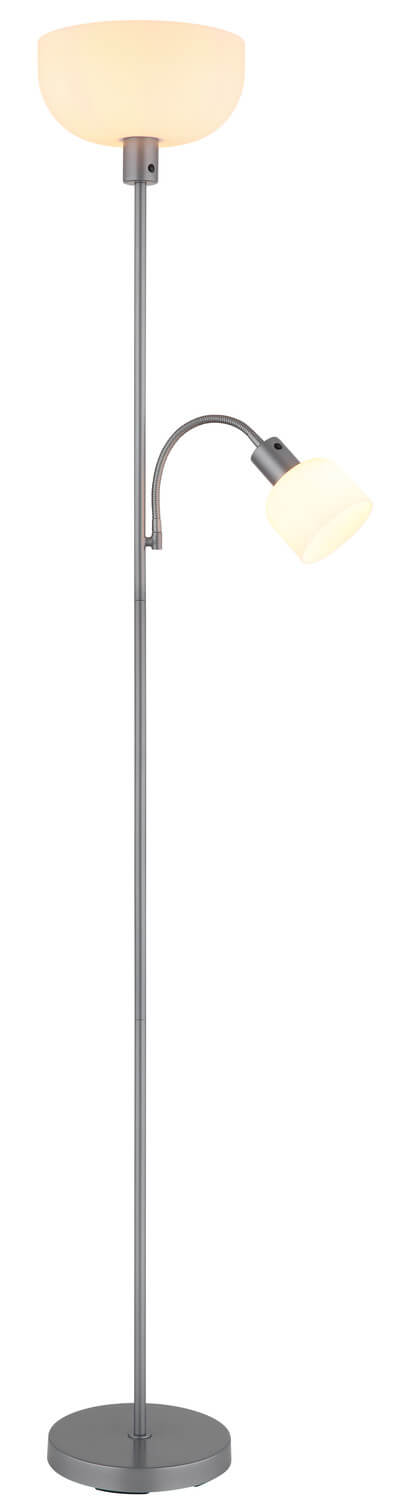 Lampadaire argenté sur fond blanc, abat-jour principal et bras liseuse orientable.