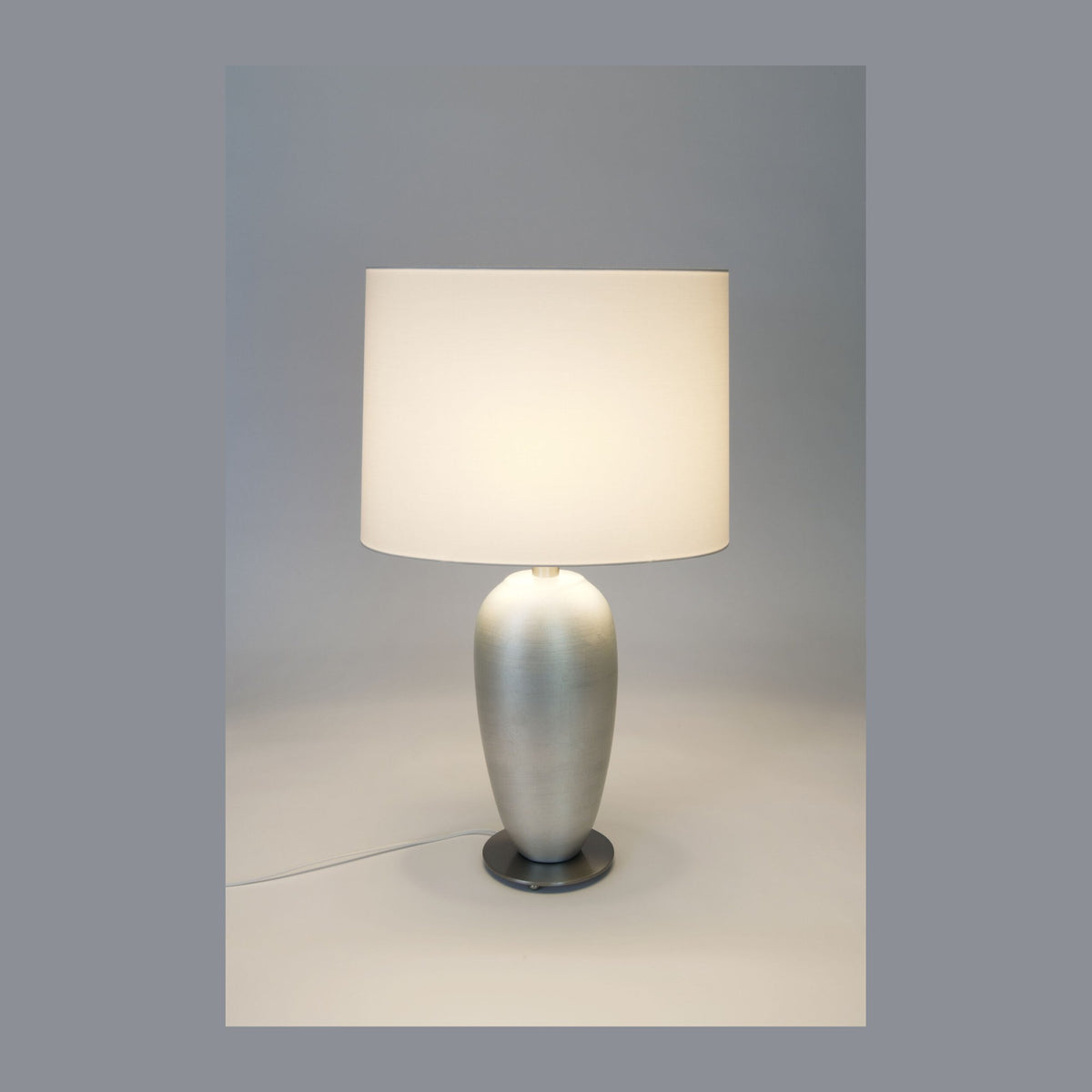 Lampe à poser Omega Oval