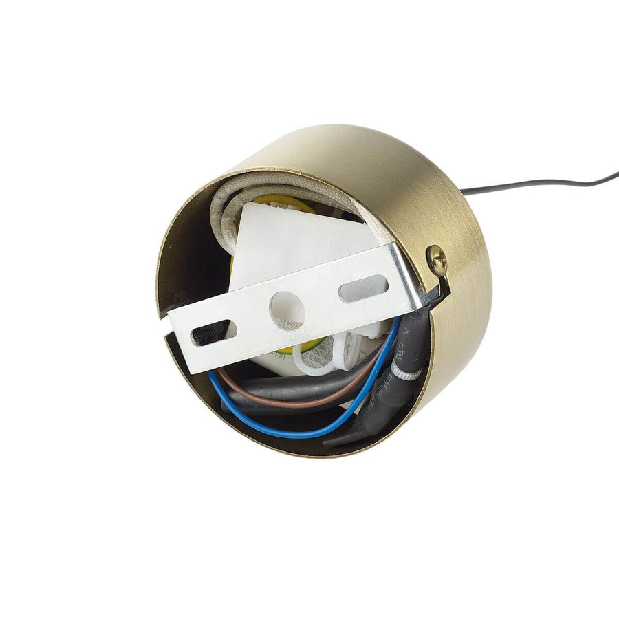 Détail du support de plafond en laiton et câblage interne