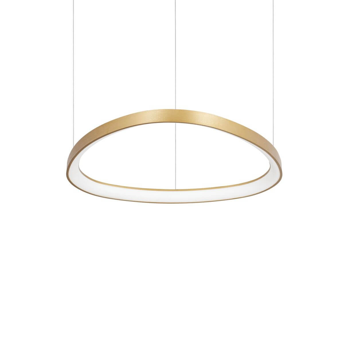 Suspension annulaire en laiton brossé et diffuseur blanc, vue de face avec câbles.