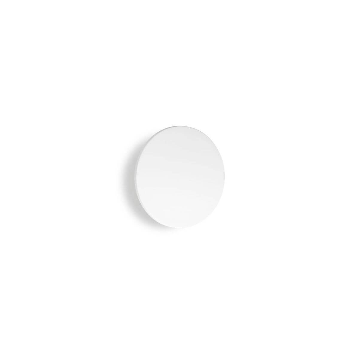 Applique murale ronde blanche de face, présentée seule sur fond blanc.