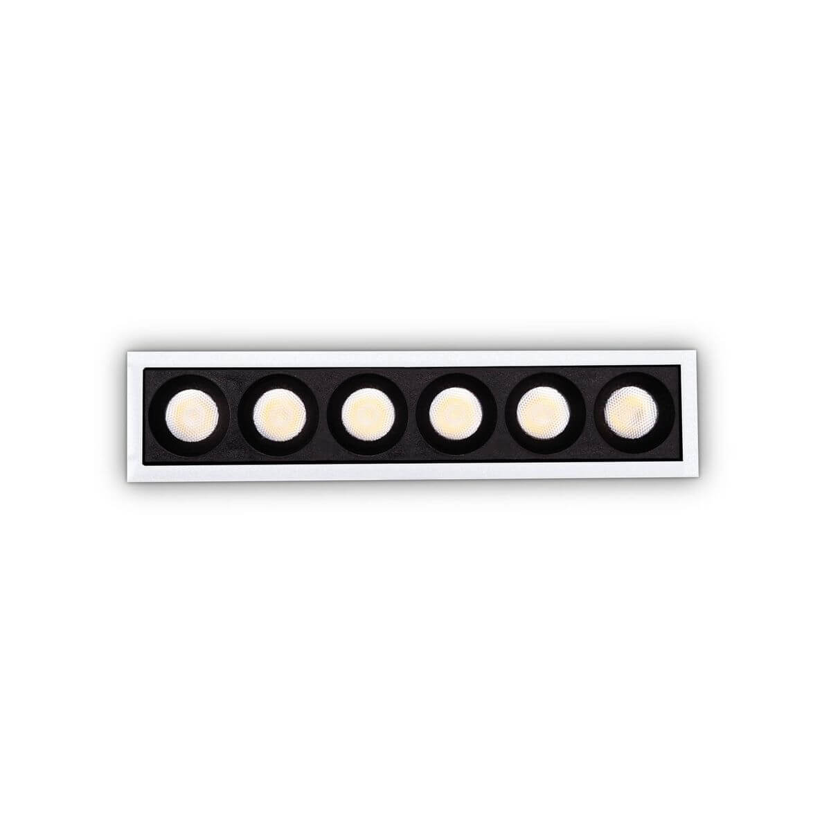 Vue de face du spot encastrable blanc à six modules ronds alignés horizontalement