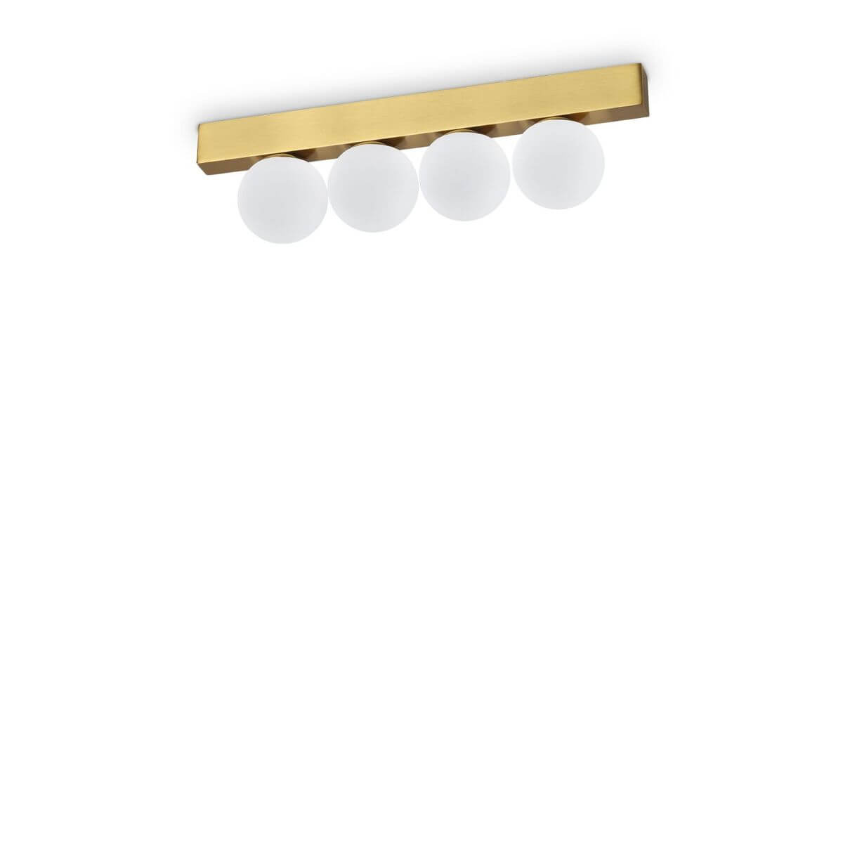 Vue de face du plafonnier laiton avec quatre globes en verre opalin blanc
