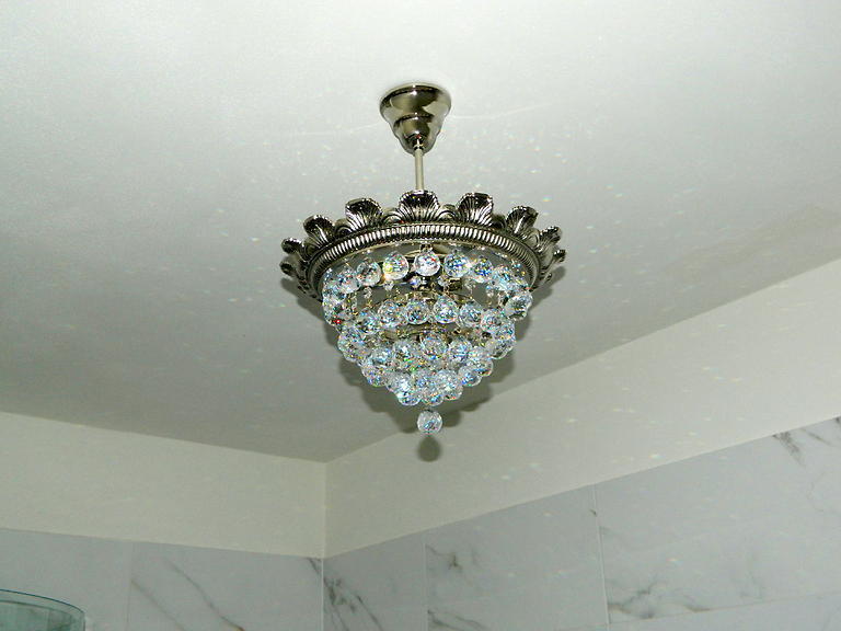 Lustre L379CE