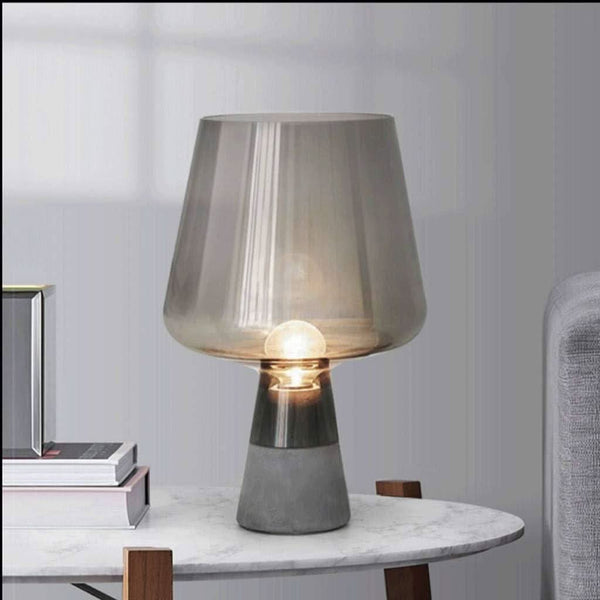 Lampe Art Deco Verre et Béton | Silhouette Urbaine