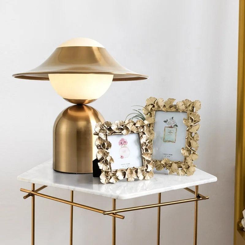 Lampe Chinoise Dorée en Métal | Aura Impérial - Designix Lampe de chevet Blanc Chaud