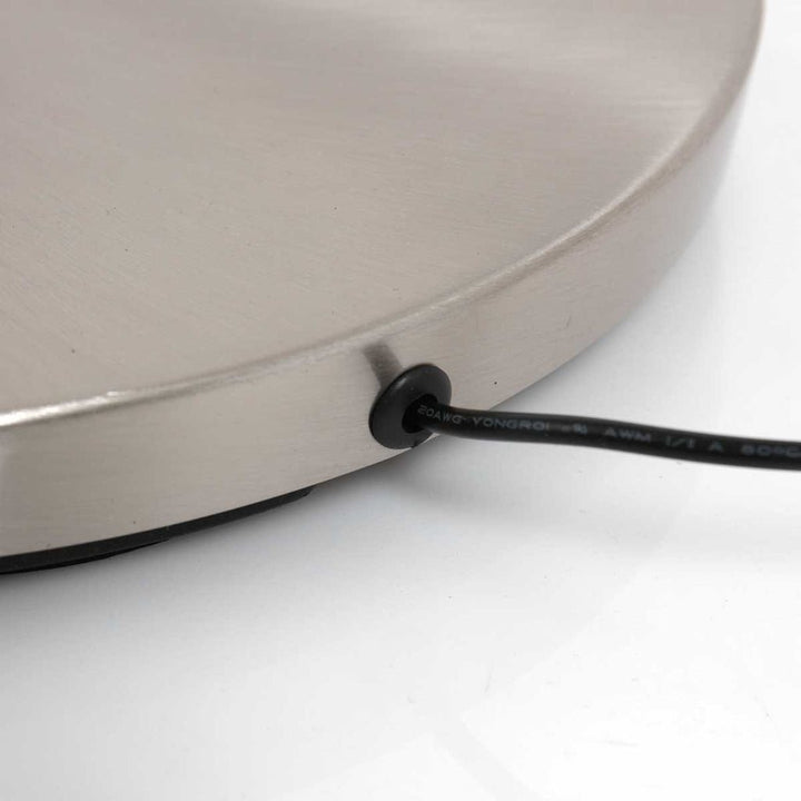 Lampe de Sol Moderne en Acier | Xyla - Designix Lampadaire