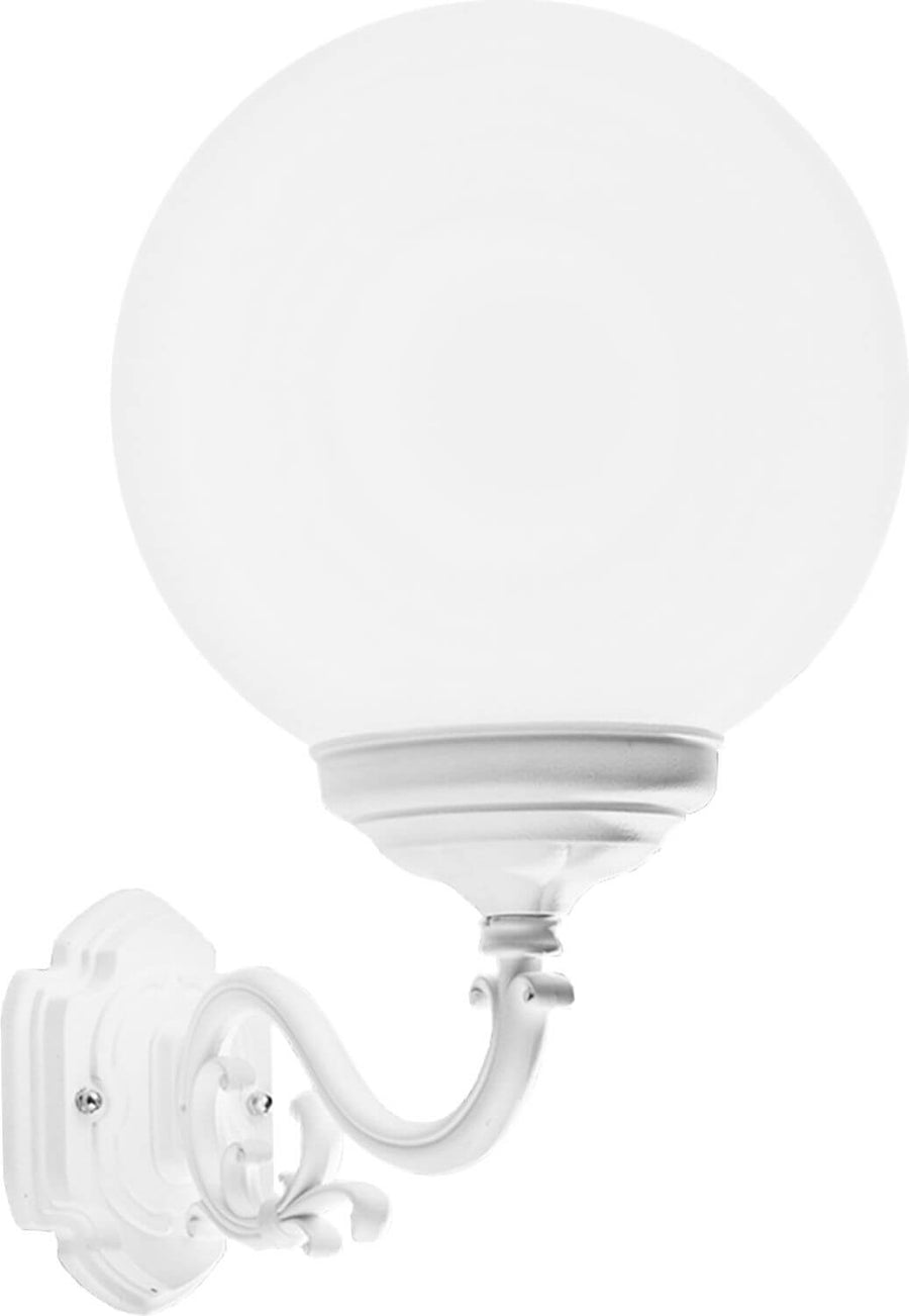 Produit détouré sur fond blanc, profil de l'applique avec globe et support ouvragé.