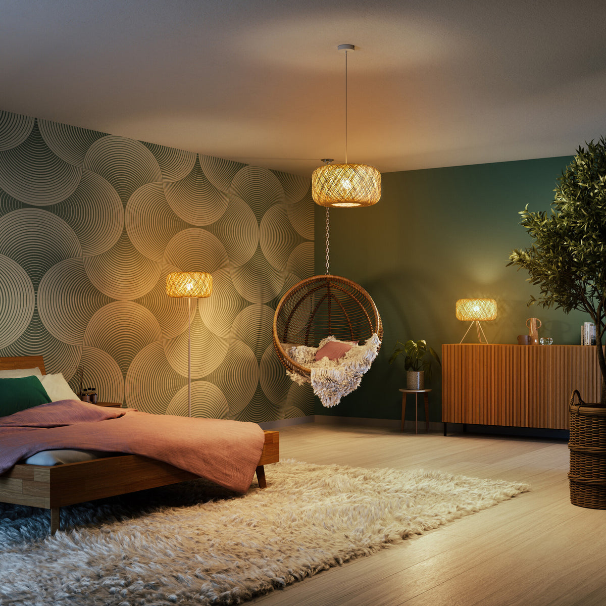 Mise en ambiance d'une chambre bohème avec le lampadaire allumé