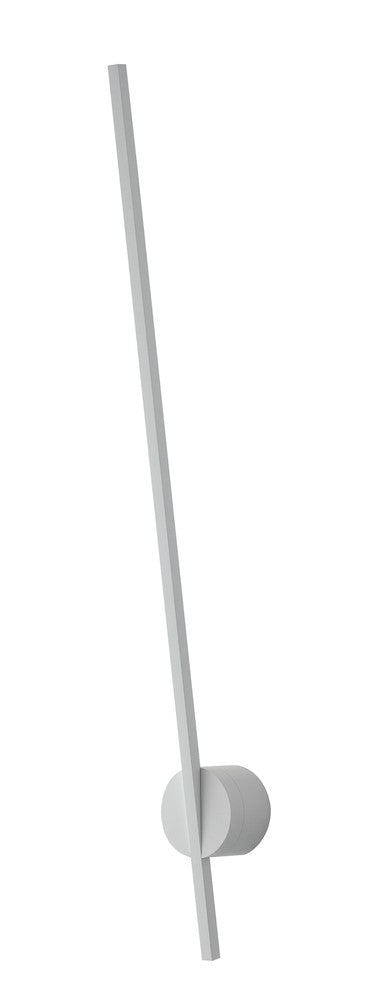 Autre angle d'une applique murale blanche, long bras fin sur base circulaire