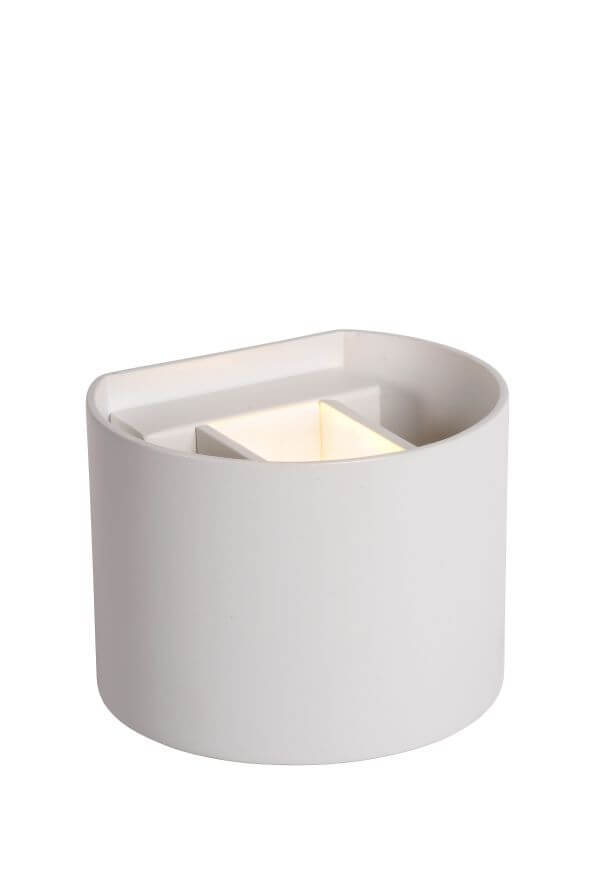 Produit isolé sur fond blanc, vue trois-quarts du cylindre blanc ouvert
