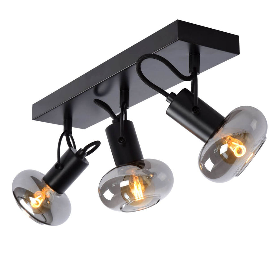 Vue en plongée du support rectangulaire noir et des trois suspensions orientables