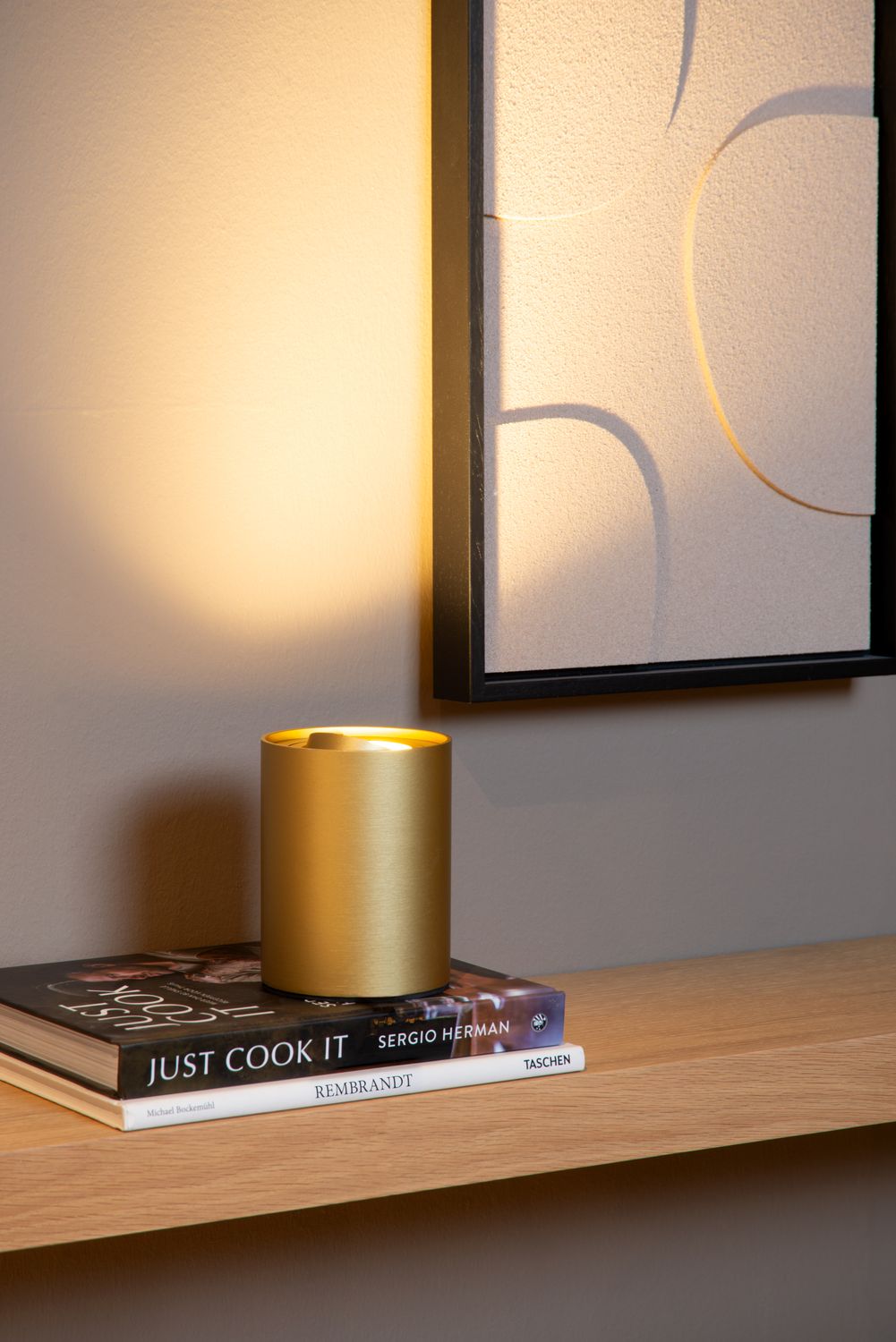 Lampe à poser Tube dorée mat