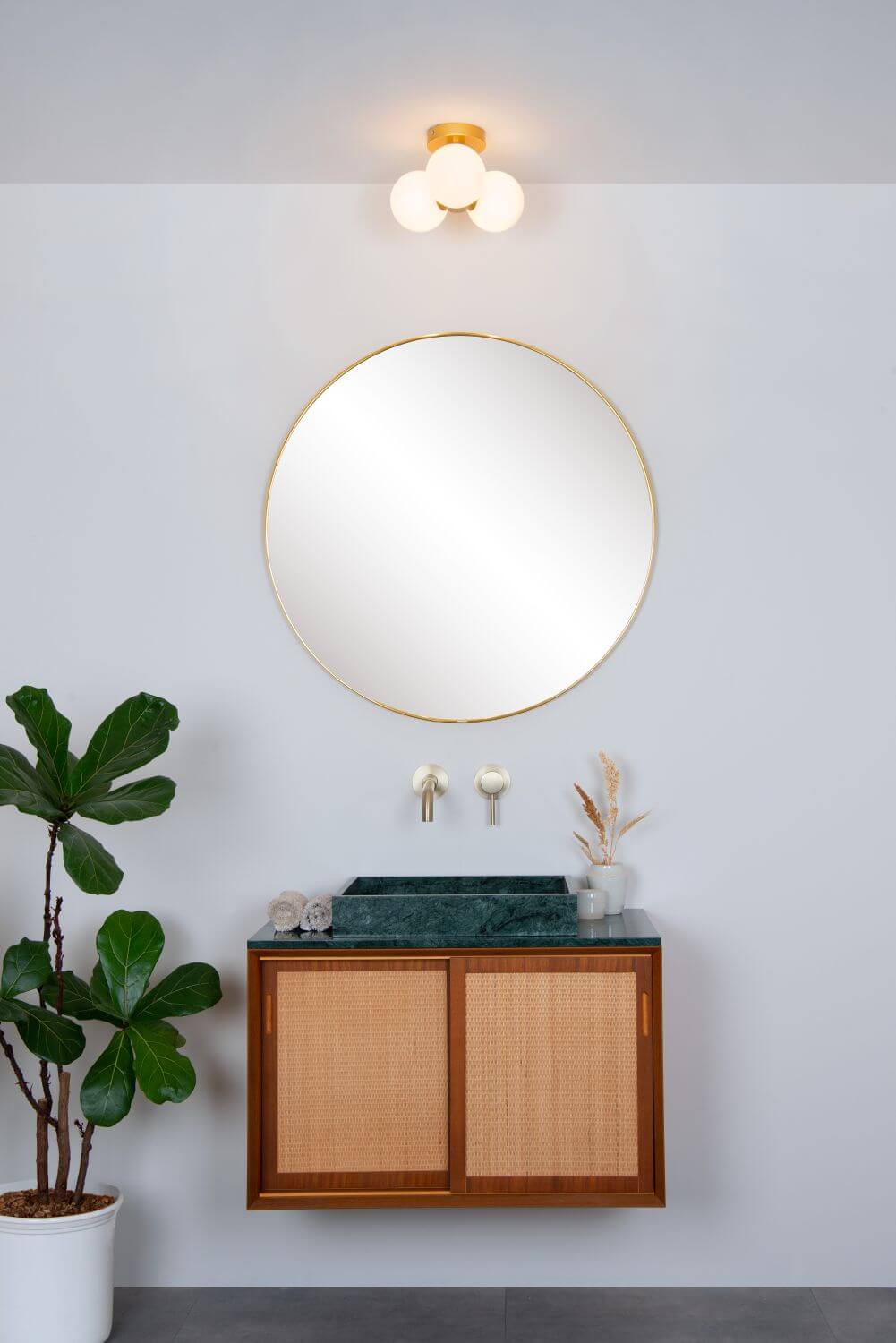 Plafonnier Trudy 3 lumières doré mat et opale, verre