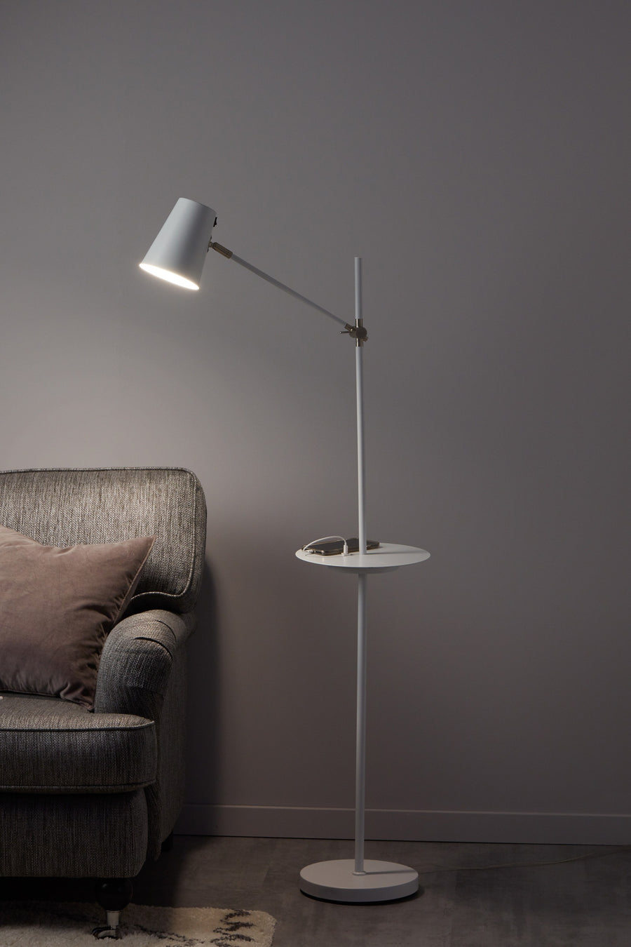 Lampadaire Linear avec port USB