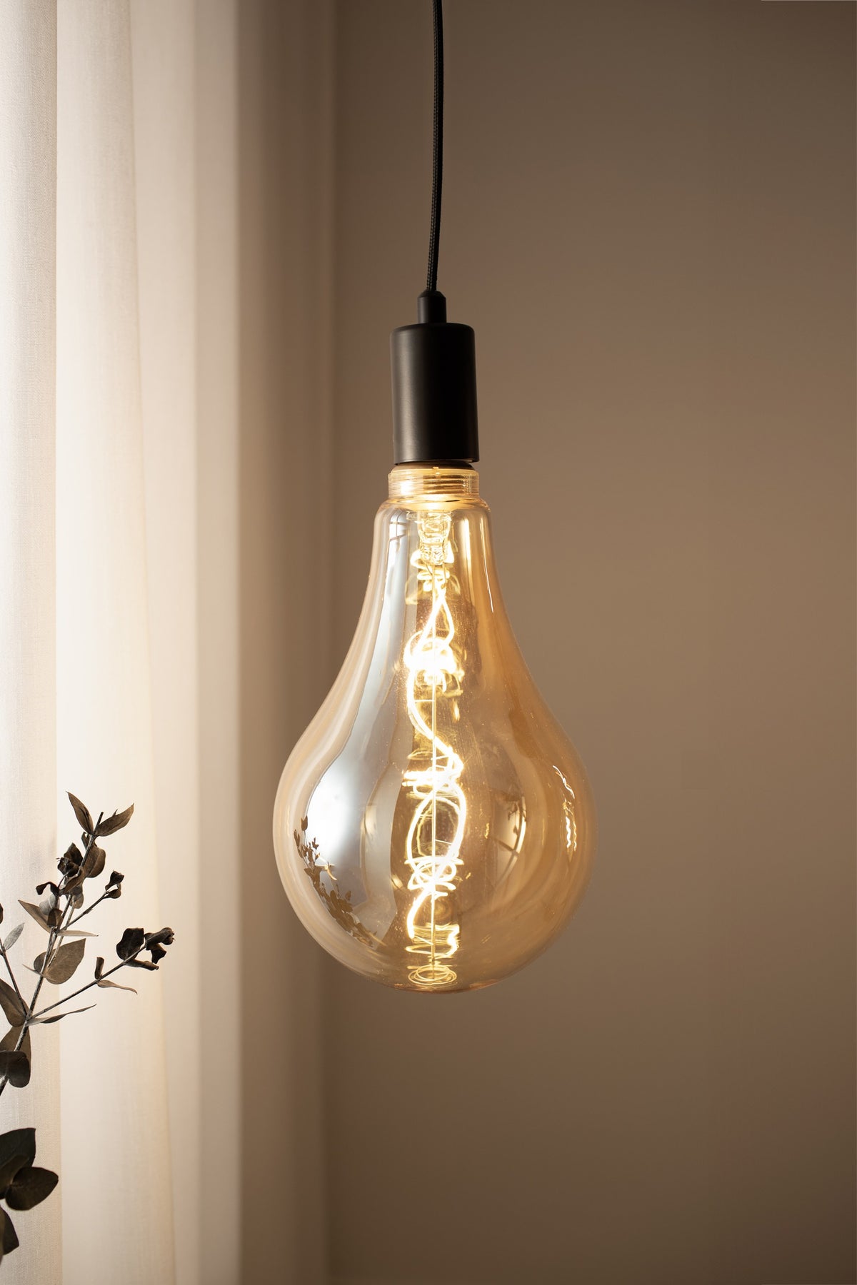 Ampoule LED décorative Pear E27 4 W
