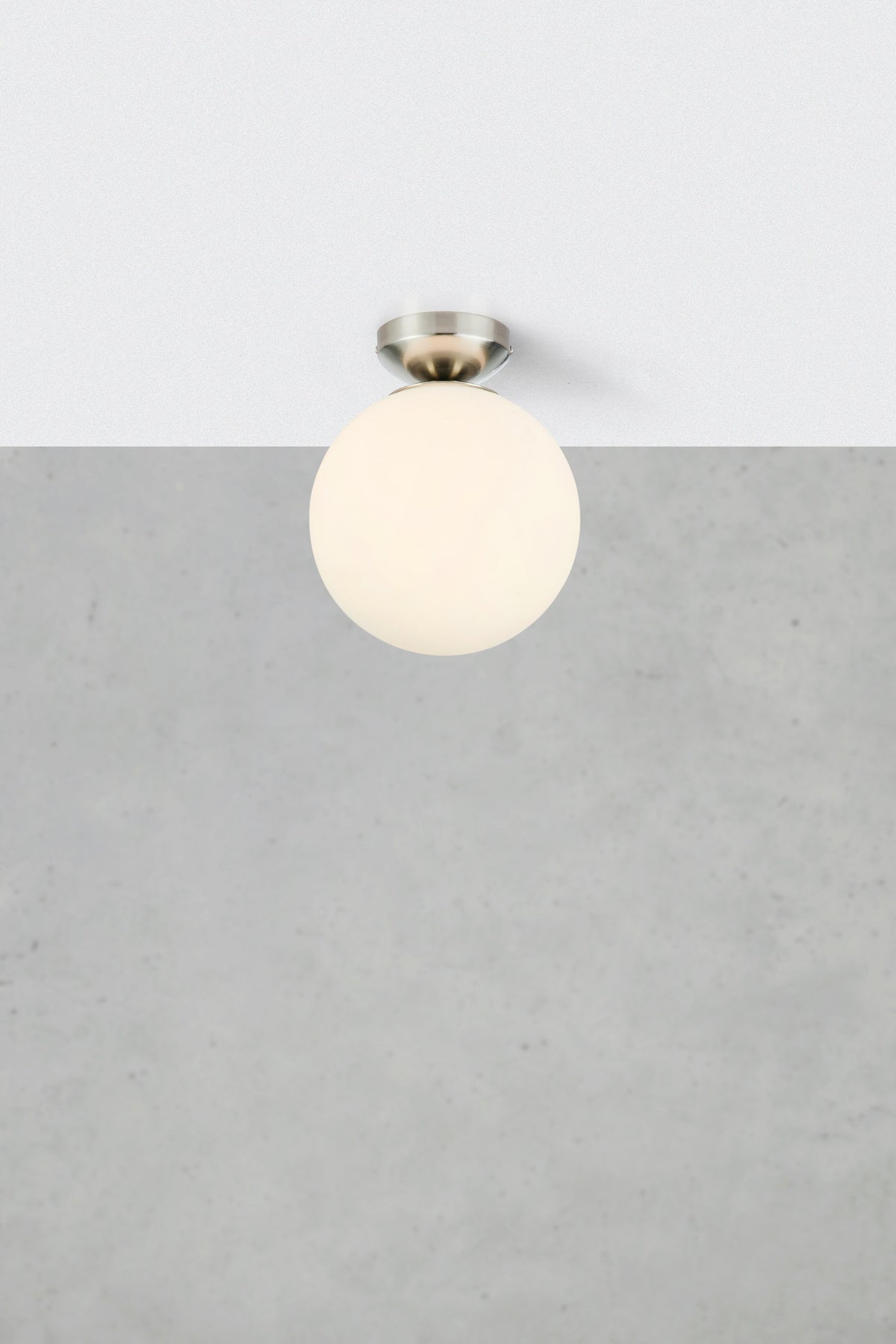 Plafonnier de salle de bain Stintino en verre blanc et nickel satiné