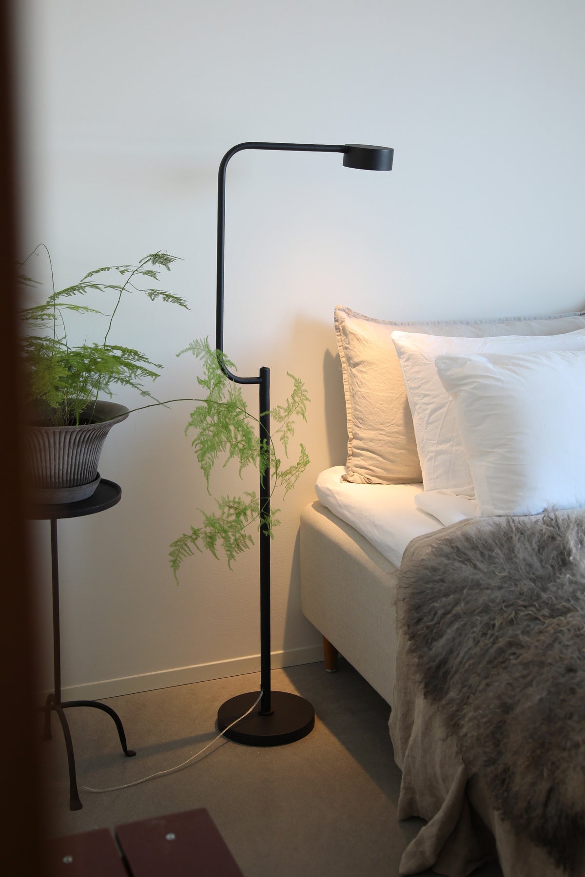 Lampadaire Hugo noir