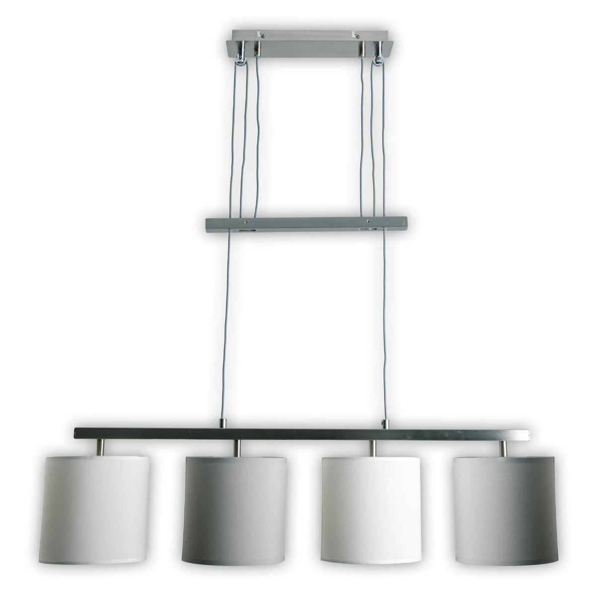 Vue de face du luminaire sur fond blanc, quatre abat-jours cylindriques gris et blancs